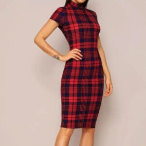 NEW red blue plaid stretchy dress Size small (4)